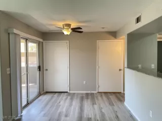 Photo #6: 2700021 Listing 