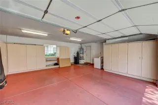 Photo #5: 2700041 Listing 