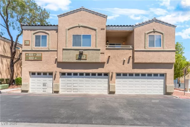 MLS: 2700053 Condo For Sale