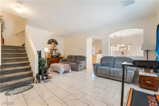 Photo #3: 2700053 Listing 