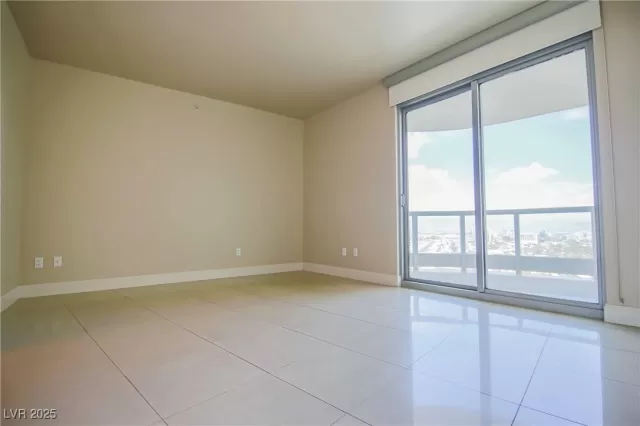 MLS: 2700054 Condo For Sale
