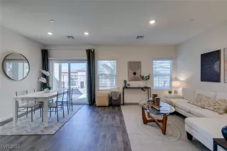 Primary Photo for MLS#: 2700057