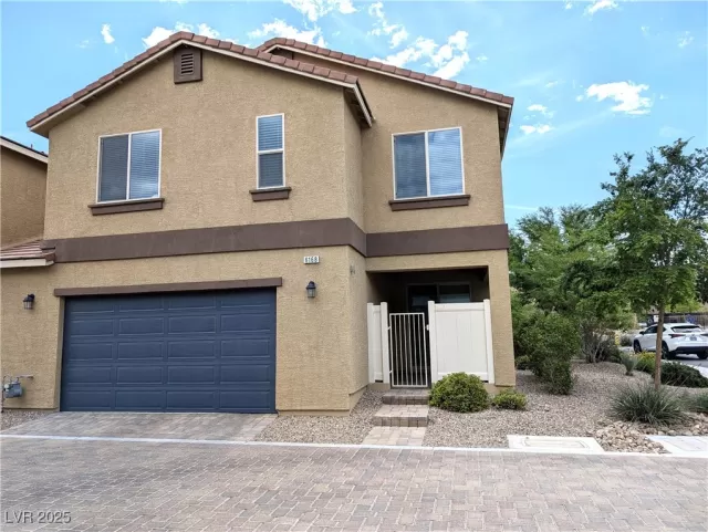 MLS: 2700075 Condo For Sale