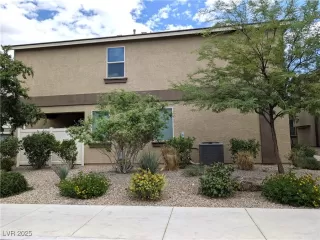 Photo #5: 2700075 Listing