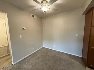 Photo #5: 2700133 Listing 