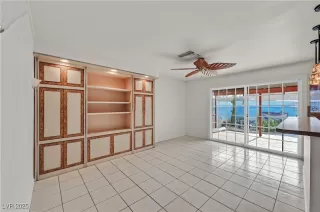 Photo #4: 2700153 Listing