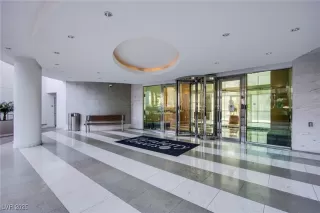 Photo #3: 2700170 Listing