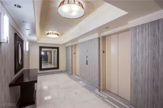 Photo #4: 2700170 Listing