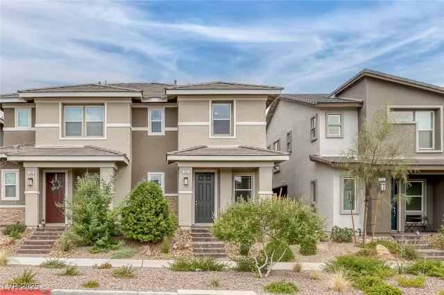 MLS: 2700173 Condo For Sale