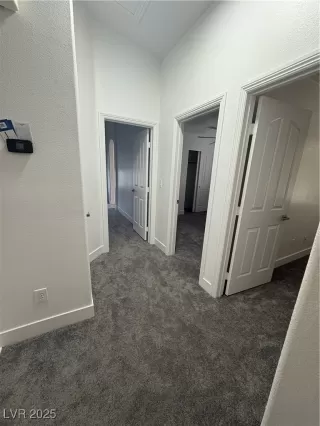 Photo #5: 2700251 Listing