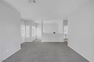 Photo #6: 2700253 Listing 