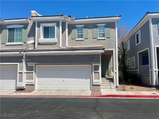 MLS: 2700304 Condo For Sale