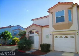 Photo #6: 2700312 Listing 