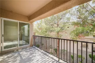 Photo #4: 2700316 Listing 