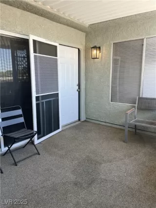 Photo #1: 2700462 Listing