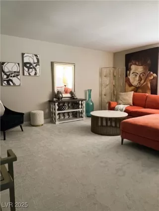 Photo #2: 2700462 Listing