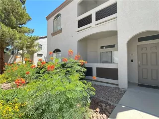 Photo #1: 2700483 Listing 