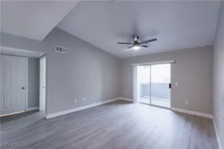 Photo #1: 2700484 Listing