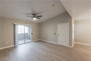 Photo #5: 2700484 Listing