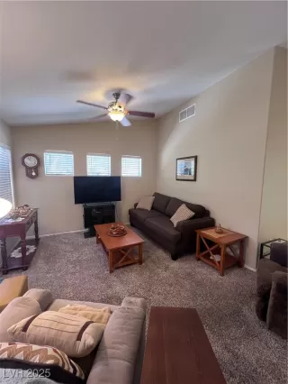 Photo #3: 2700525 Listing 