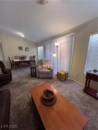 Photo #4: 2700525 Listing 