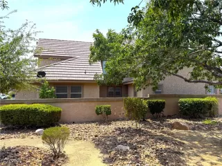 Photo #5: 2700527 Listing