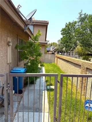 Photo #6: 2700527 Listing