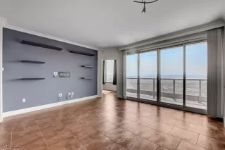 Photo #2: 2700547 Listing 