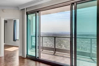 Photo #4: 2700547 Listing 