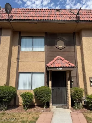 More Details about MLS # 2700597 : 4304 LYNNANN DRIVE