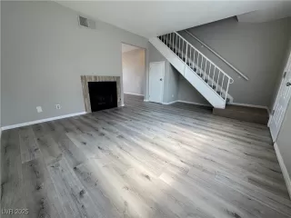 Photo #1: 2700597 Listing