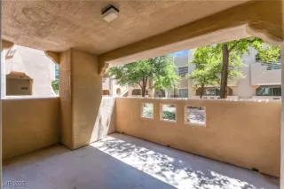 Photo #3: 2700599 Listing 