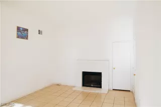 Photo #1: 2700613 Listing 