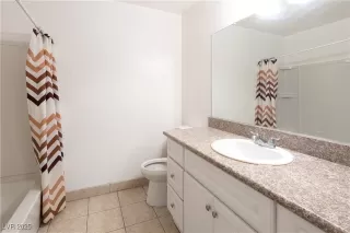 Photo #5: 2700613 Listing 