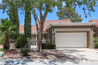 Photo #3: 2700617 Listing 