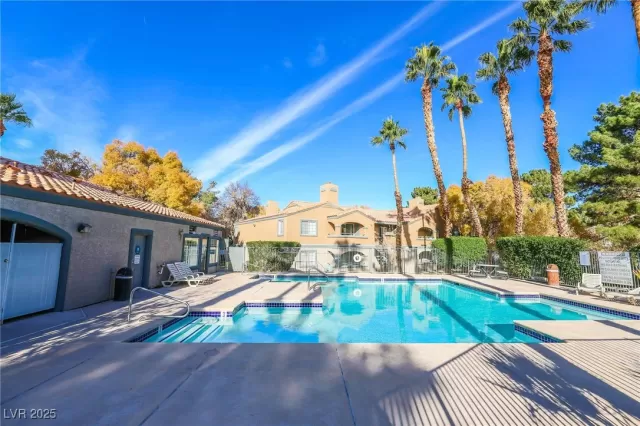 MLS: 2700637 Condo For Sale