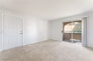 Photo #2: 2700637 Listing 