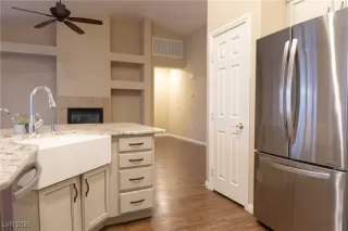 Photo #5: 2700639 Listing 