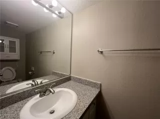 Photo #4: 2700662 Listing 