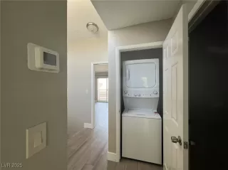 Photo #5: 2700662 Listing 