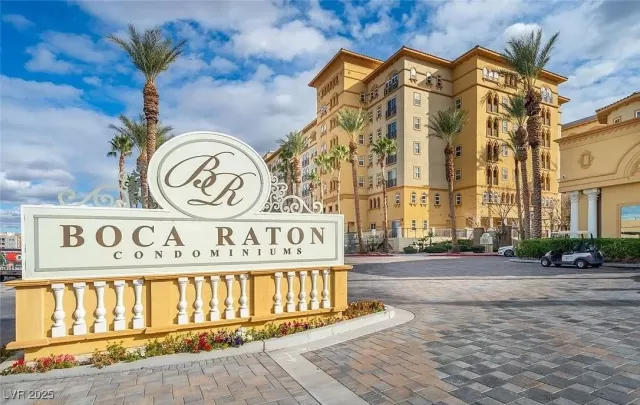 MLS: 2700709 Condo For Sale