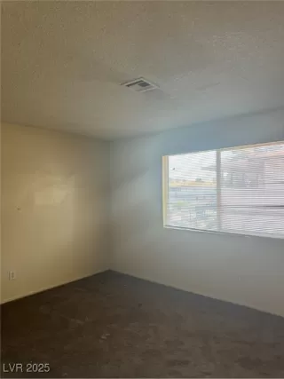 Photo #4: 2700712 Listing 