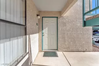 Photo #1: 2700724 Listing 