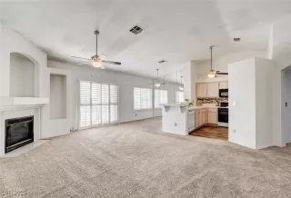 Photo #1: 2700727 Listing 