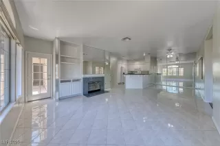 Photo #1: 2700762 Listing 