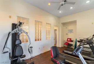 Photo #4: 2700770 Listing 