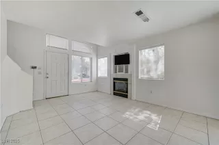 Photo #6: 2700783 Listing 