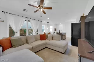 Photo #6: 2700792 Listing 