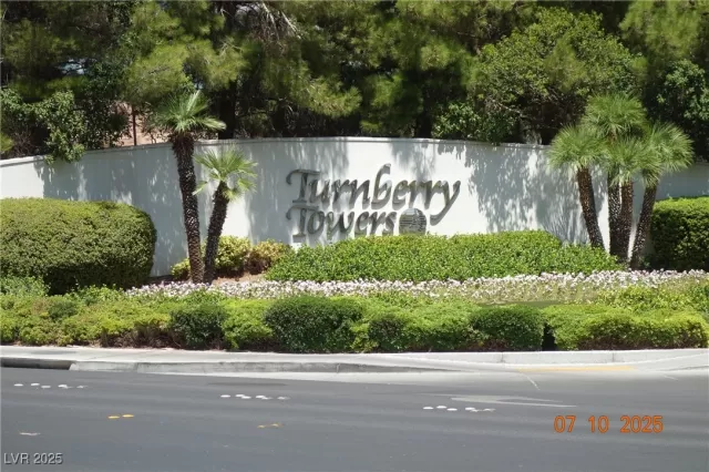 MLS: 2700804 Condo For Sale