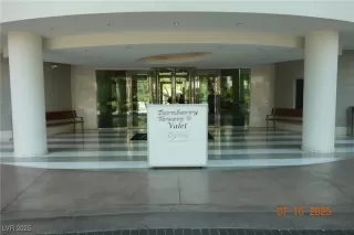 Photo #4: 2700804 Listing 